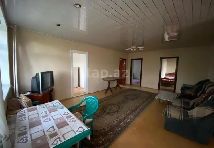 4 otaqlı mənzil , Qusar