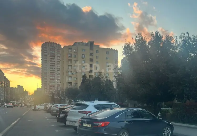 3 otaqlı mənzil , Bakı
