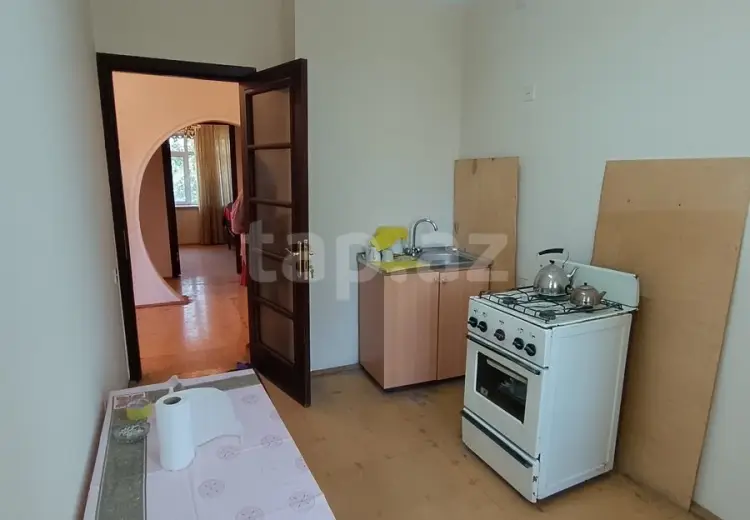 3 otaqlı mənzil , Gəncə