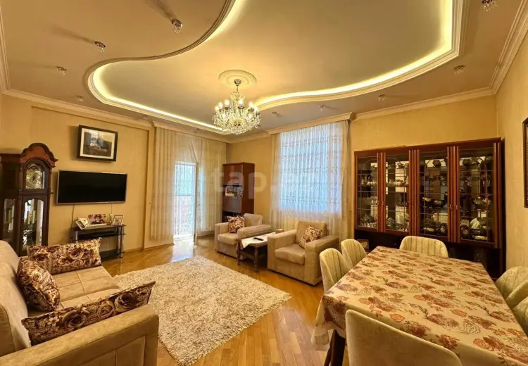 3 otaqlı mənzil , Bakı