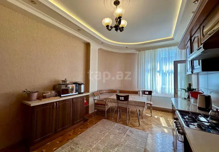 3 otaqlı mənzil , Bakı