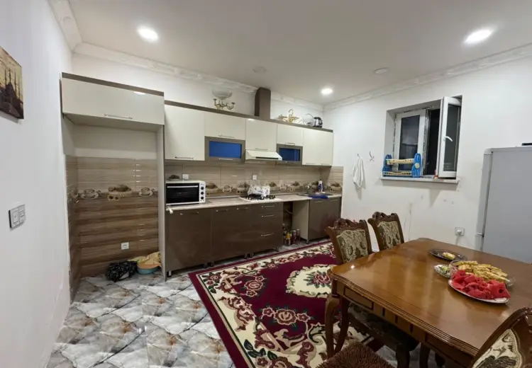 6 otaqlı mənzil Satılır, Quba