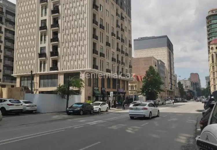 80 m² Obyekt / Ofis Satılır, 4-cü mikrorayon, Nəsimi, Bakı
