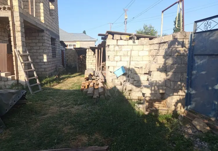 4 otaqlı mənzil , Xudat