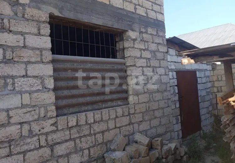 4 otaqlı mənzil , Xudat