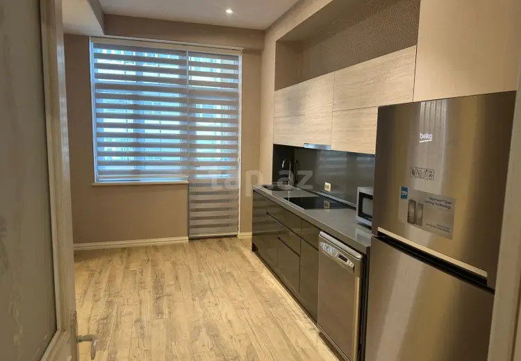 3 otaqlı mənzil , Bakı