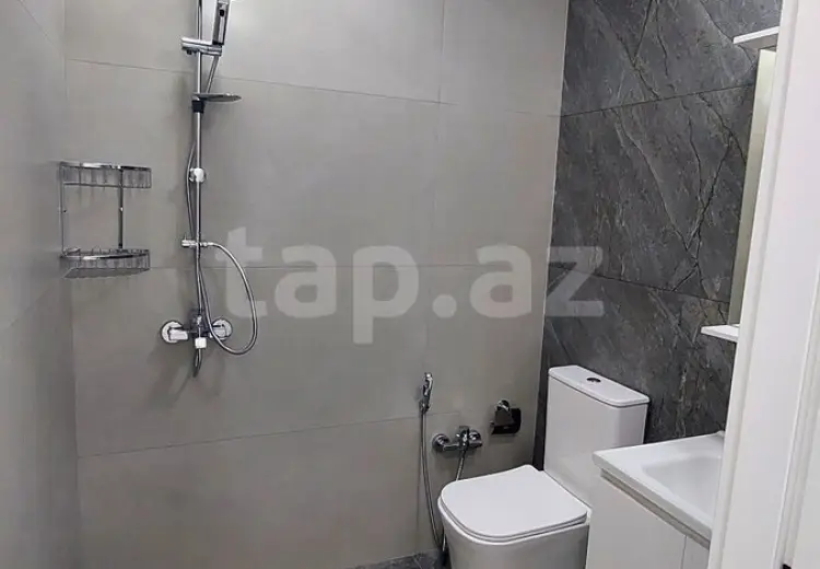3 otaqlı mənzil , Bakı