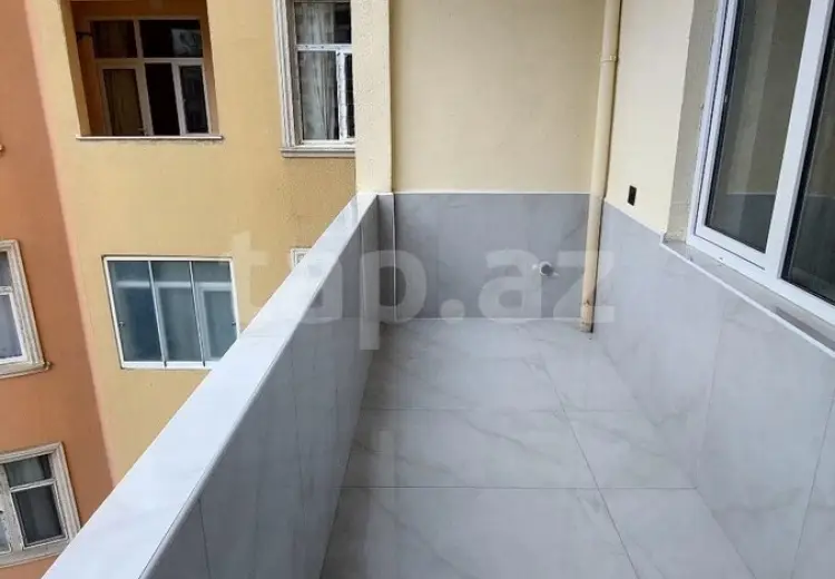 3 otaqlı mənzil , Bakı