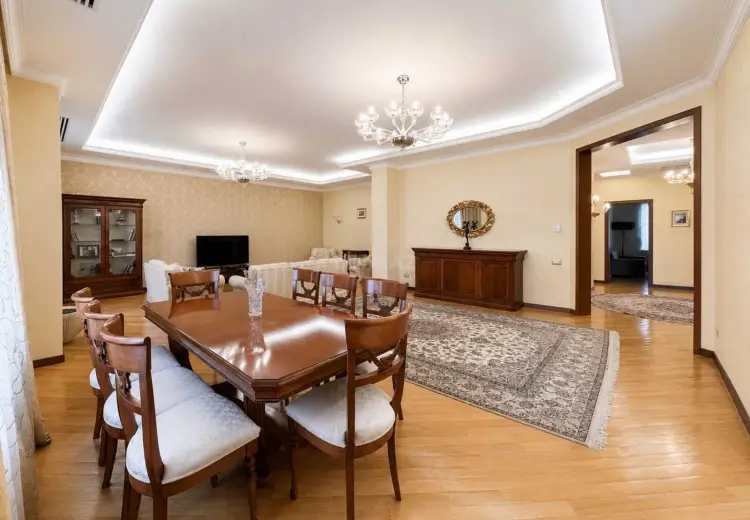 6 otaqlı mənzil Satılır, Nəsimi, Bakı