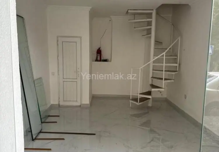 32 m² Obyekt / Ofis Satılır, Səbail, Bakı