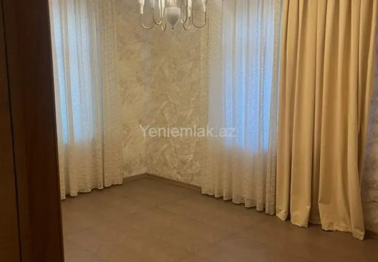 5 otaqlı mənzil Satılır, Quba