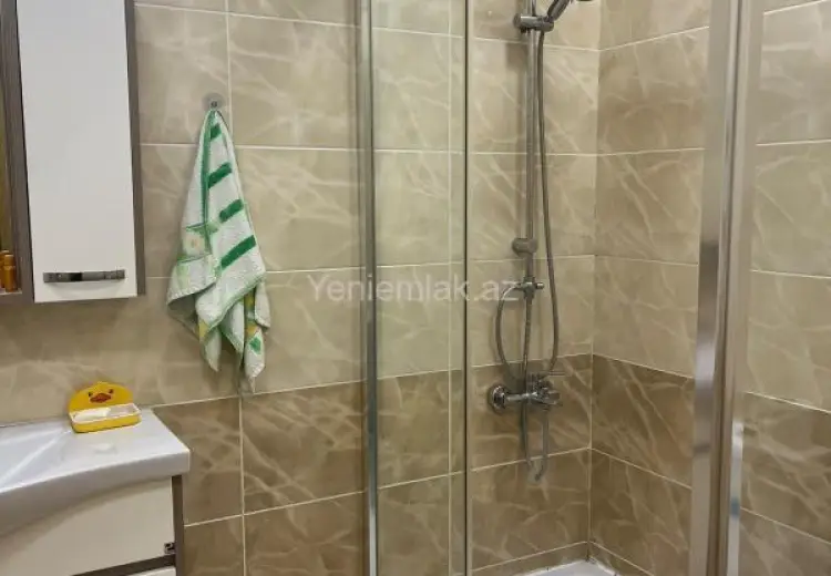 5 otaqlı mənzil Satılır, Quba