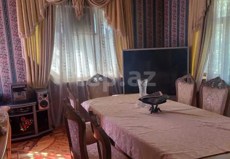 5 otaqlı mənzil , Bakı