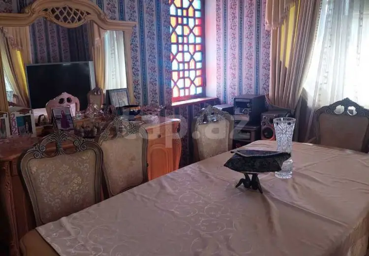 5 otaqlı mənzil , Bakı