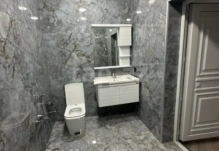 5 otaqlı mənzil Kirayə (günlük), Novxanı, Abşeron
