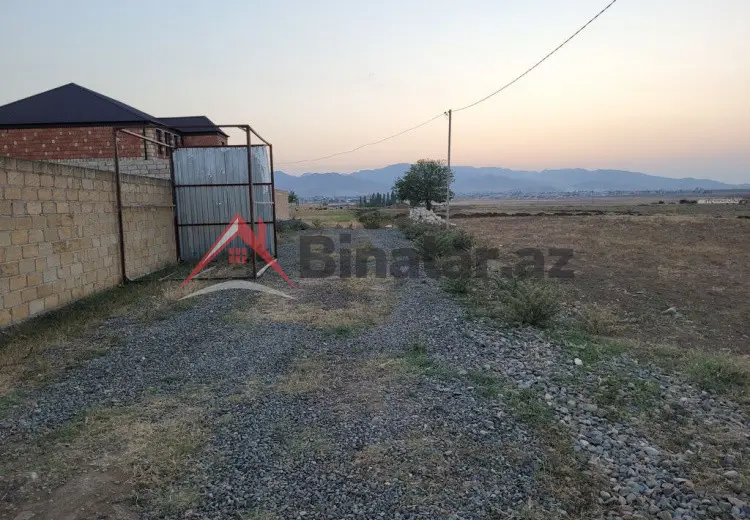 24 sot Torpaq Satılır, Gəncə