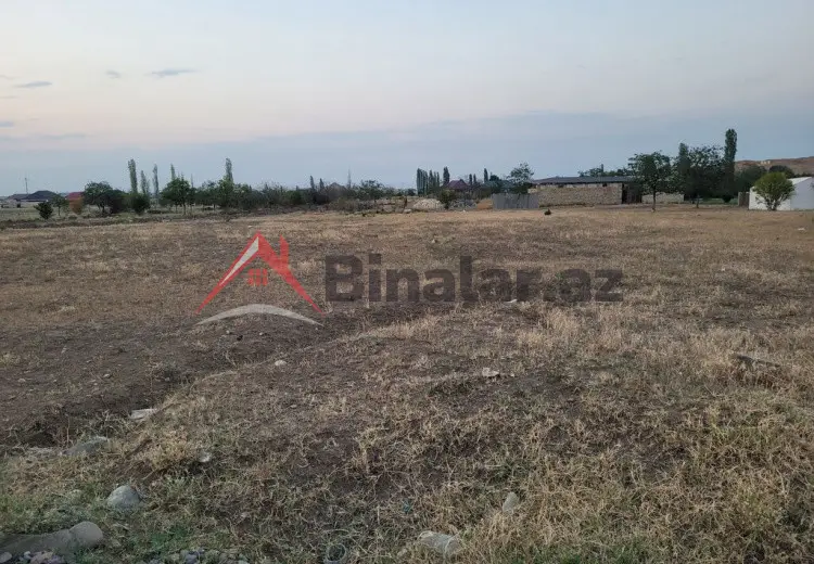 24 sot Torpaq Satılır, Gəncə