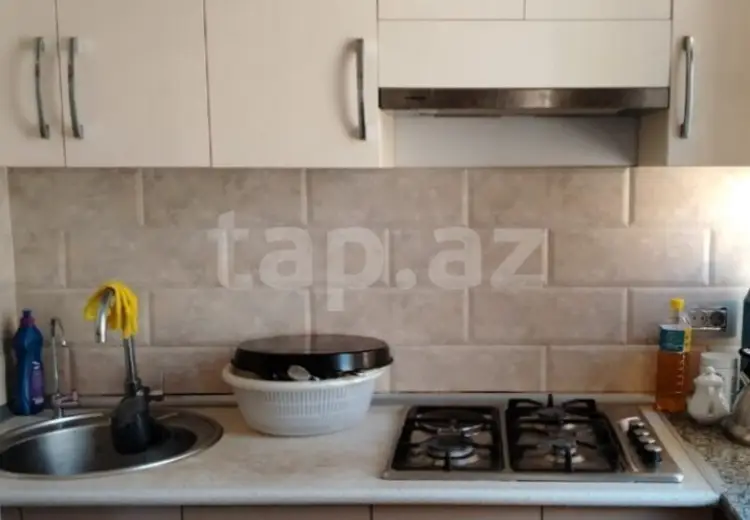 3 otaqlı mənzil , Bakı