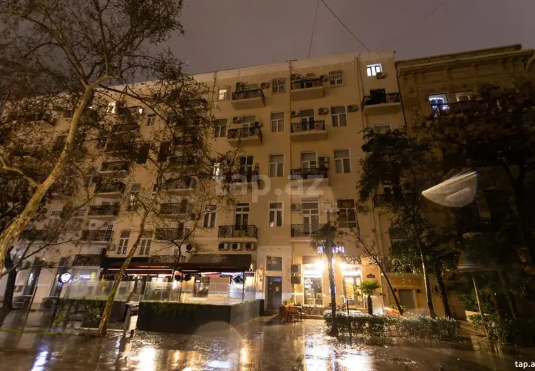 0 m² Obyekt / Ofis , İçəri şəhər, Səbail, Bakı
