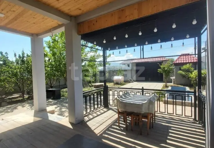 5 otaqlı mənzil , Qazax