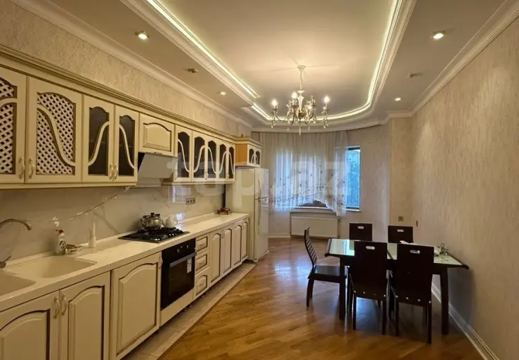 3 otaqlı mənzil , Bakı