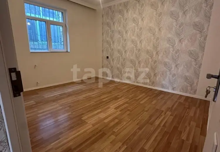 4 otaqlı mənzil , Bakı