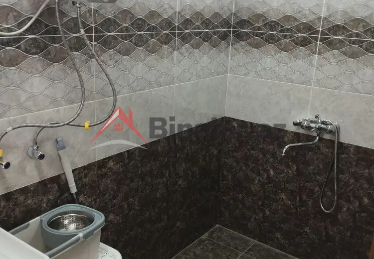 5 otaqlı mənzil Satılır, Qusar