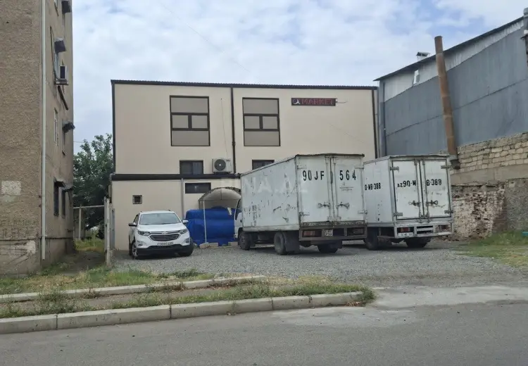 300 m² Obyekt / Ofis Satılır, Gəncə