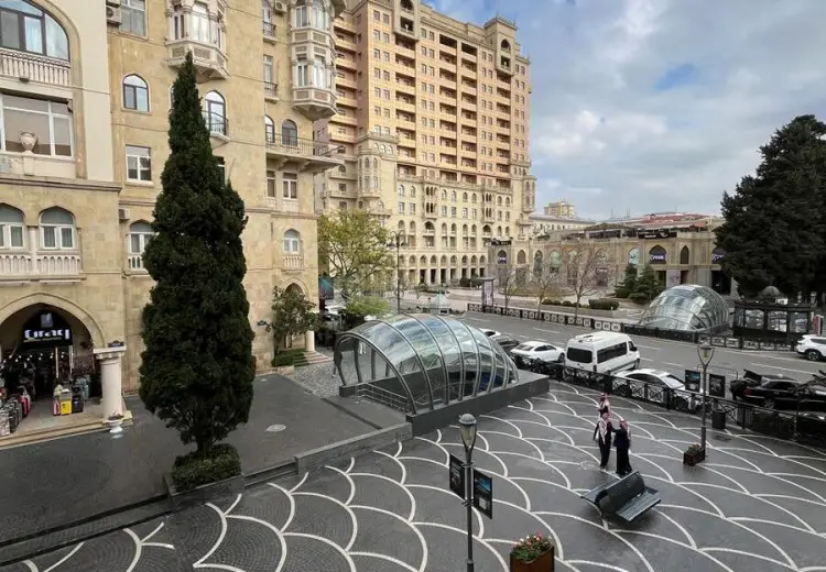 120 m² Obyekt / Ofis Kirayə (aylıq), Yasamal, Bakı