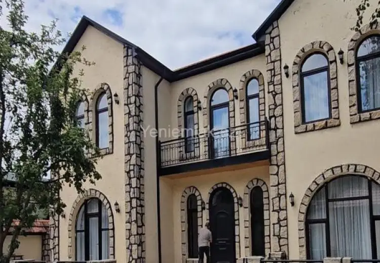 5 otaqlı mənzil Satılır, Qəbələ