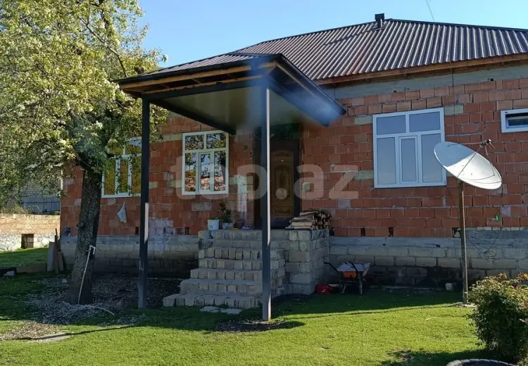 5 otaqlı mənzil , Oğuz