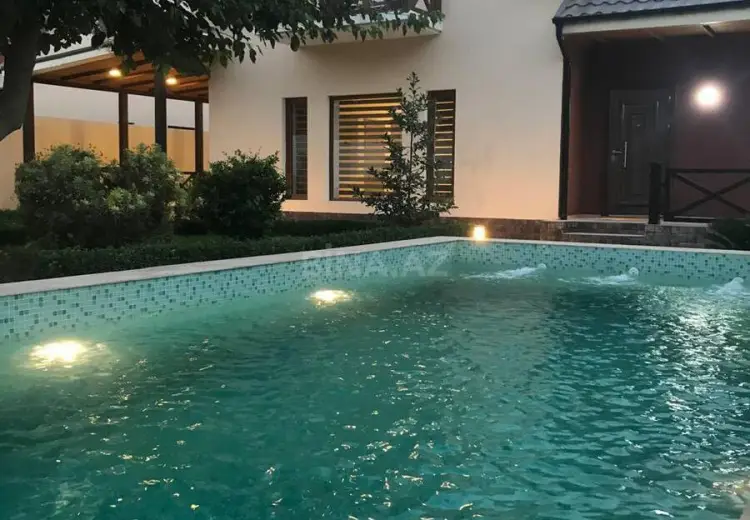 5 otaqlı mənzil Kirayə (günlük), Buzovna, Xəzər, Bakı