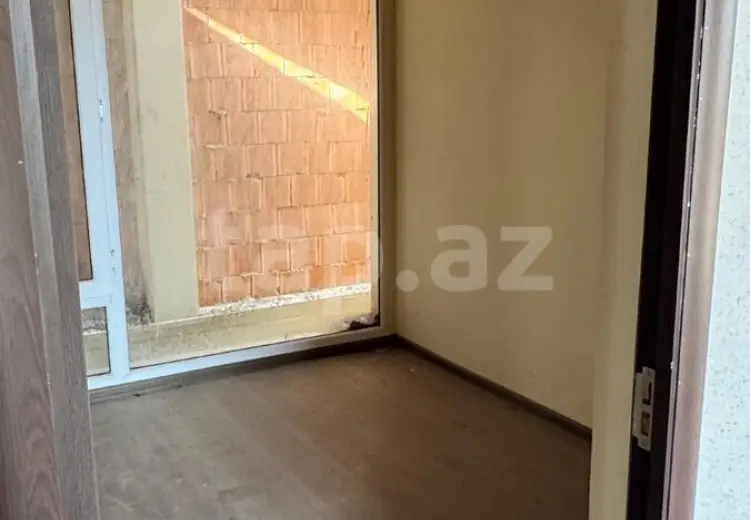 6 otaqlı mənzil , Sumqayıt
