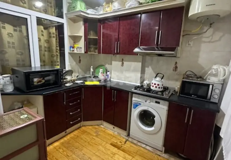 2 otaqlı mənzil , Bakı