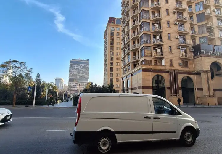 18 m² Obyekt / Ofis Satılır, Səbail, Bakı