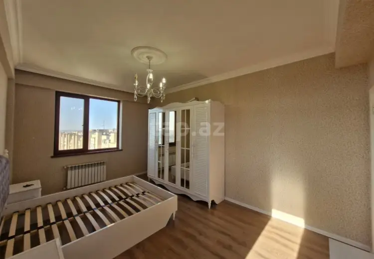 3 otaqlı mənzil , Bakı