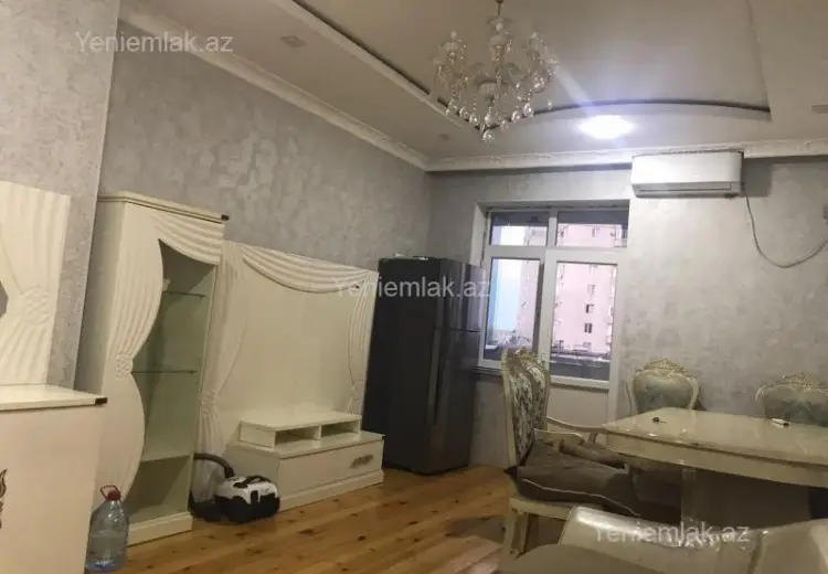 800 AZN - 3 otaqlı mənzil Kirayə (aylıq), 7-ci mikrorayon, Binəqədi, Bakı