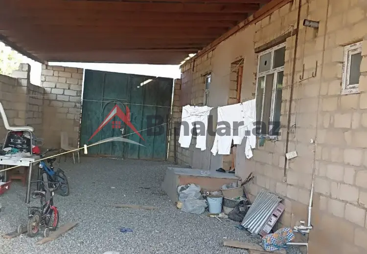 5 otaqlı mənzil Satılır, Gəncə