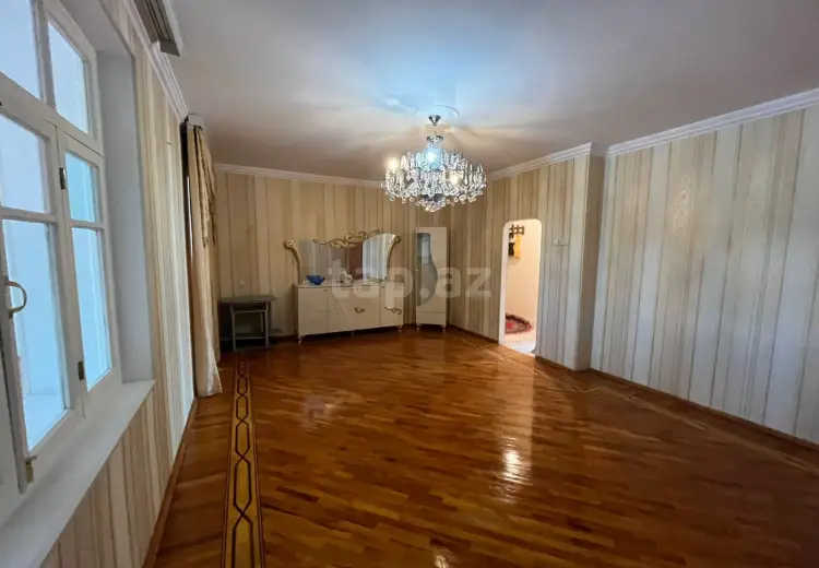 3 otaqlı mənzil , Xırdalan