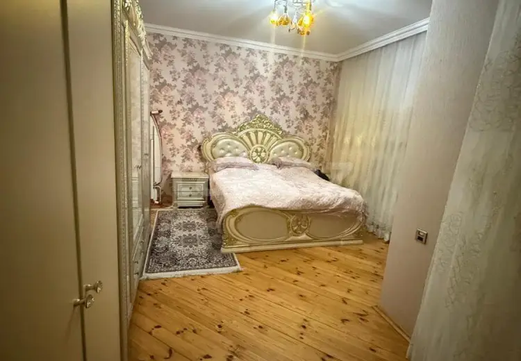 3 otaqlı mənzil , Bakı