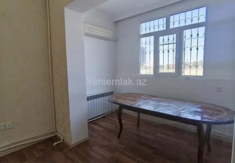 650 AZN - 3 otaqlı mənzil Kirayə (aylıq), Əhmədli, Xətai, Bakı