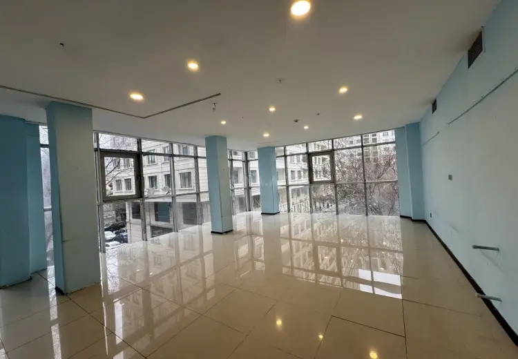 450 m² Obyekt / Ofis Kirayə (aylıq), Nərimanov, Bakı