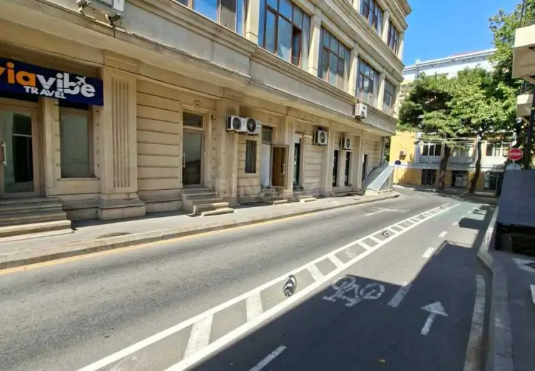 50 m² Obyekt / Ofis Kirayə (aylıq), Nəsimi, Bakı