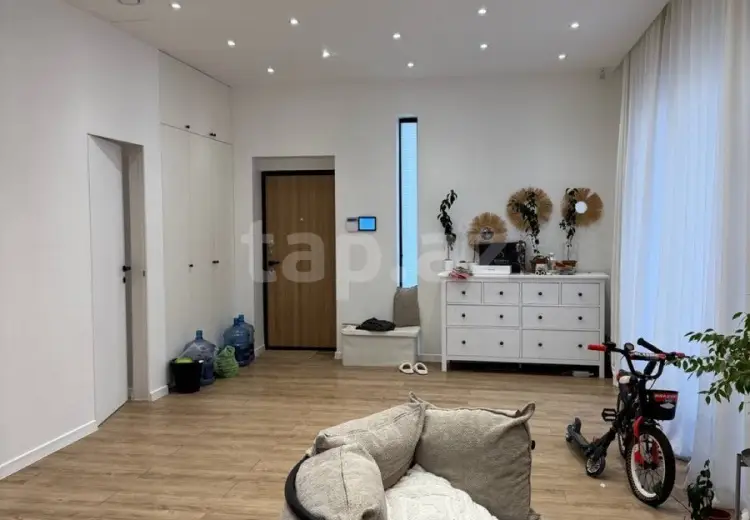 9 otaqlı mənzil , Sumqayıt