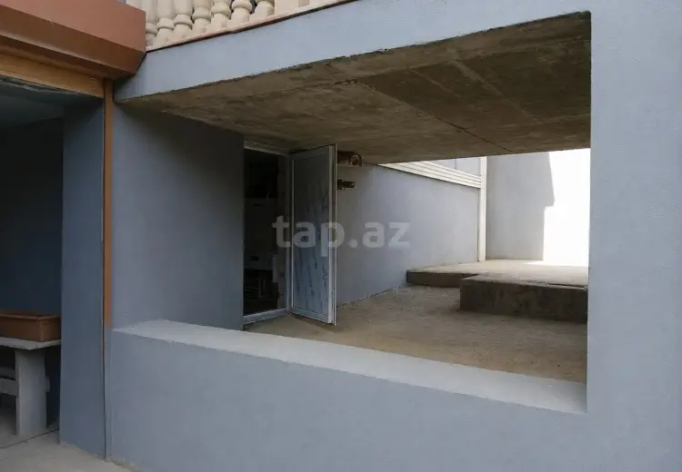 4 otaqlı mənzil , Bakı