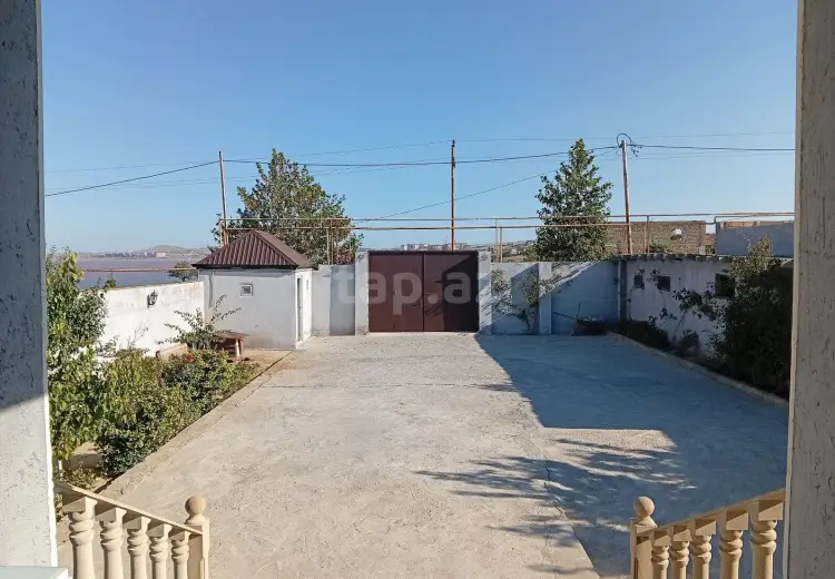 4 otaqlı mənzil , Bakı