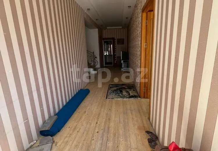 6 otaqlı mənzil , Xırdalan