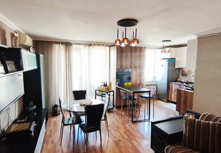 3 otaqlı mənzil , Bakı