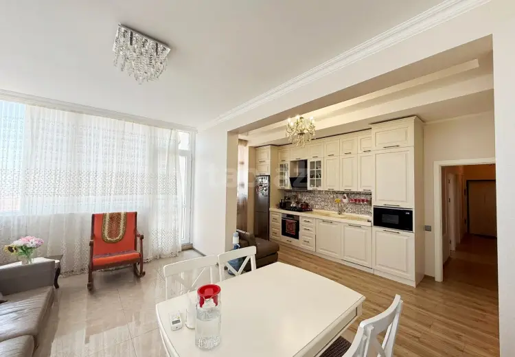 3 otaqlı mənzil , Bakı