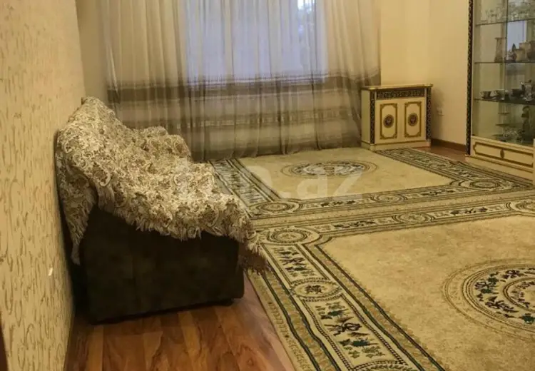4 otaqlı mənzil , Bakı